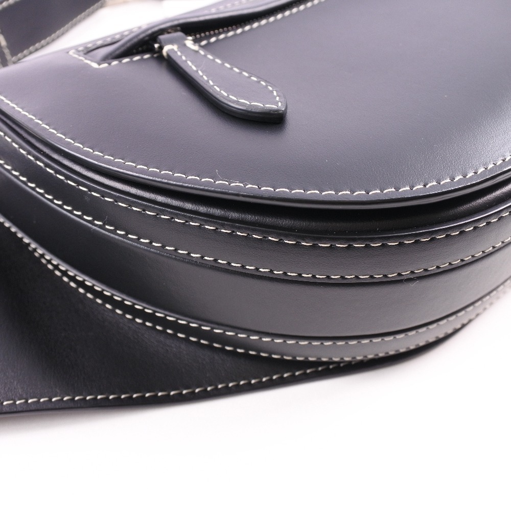 Burberry Body Belt Crossbody Bag Black Calfskin Magnetic closure - Picture 4 of 8